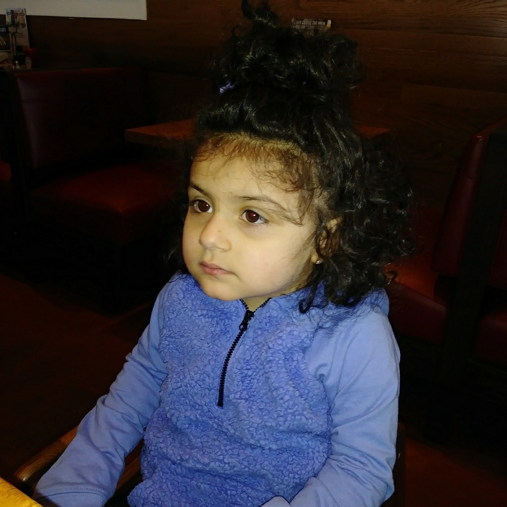 Meet your Posher, Lena